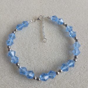 Náramek v diamantovými odlesky