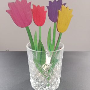 Vyřezávaná  velikonoční dekorace 14